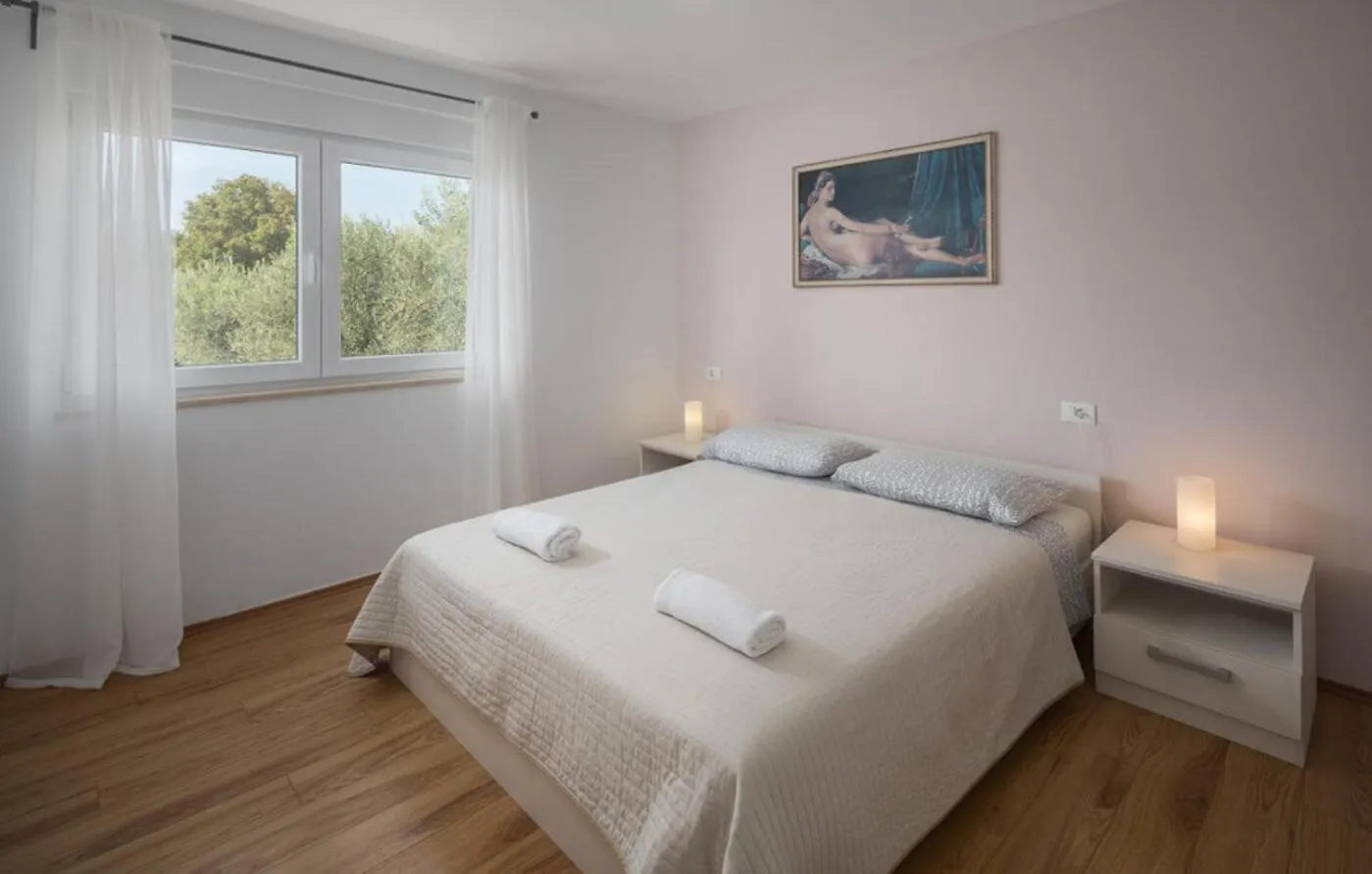 Kaštelir Villa Viktoria Near Porec For 6 People With Play Room & Private Pool 0*,